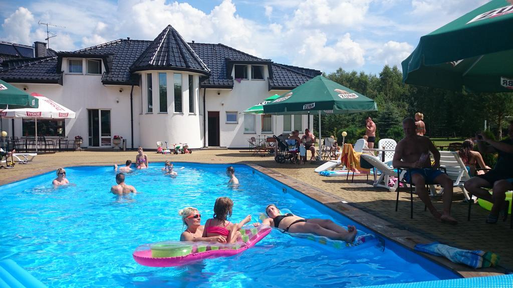 Brydar With Sauna, Swimming Pool And Jacuzzi Mielno  Exterior photo